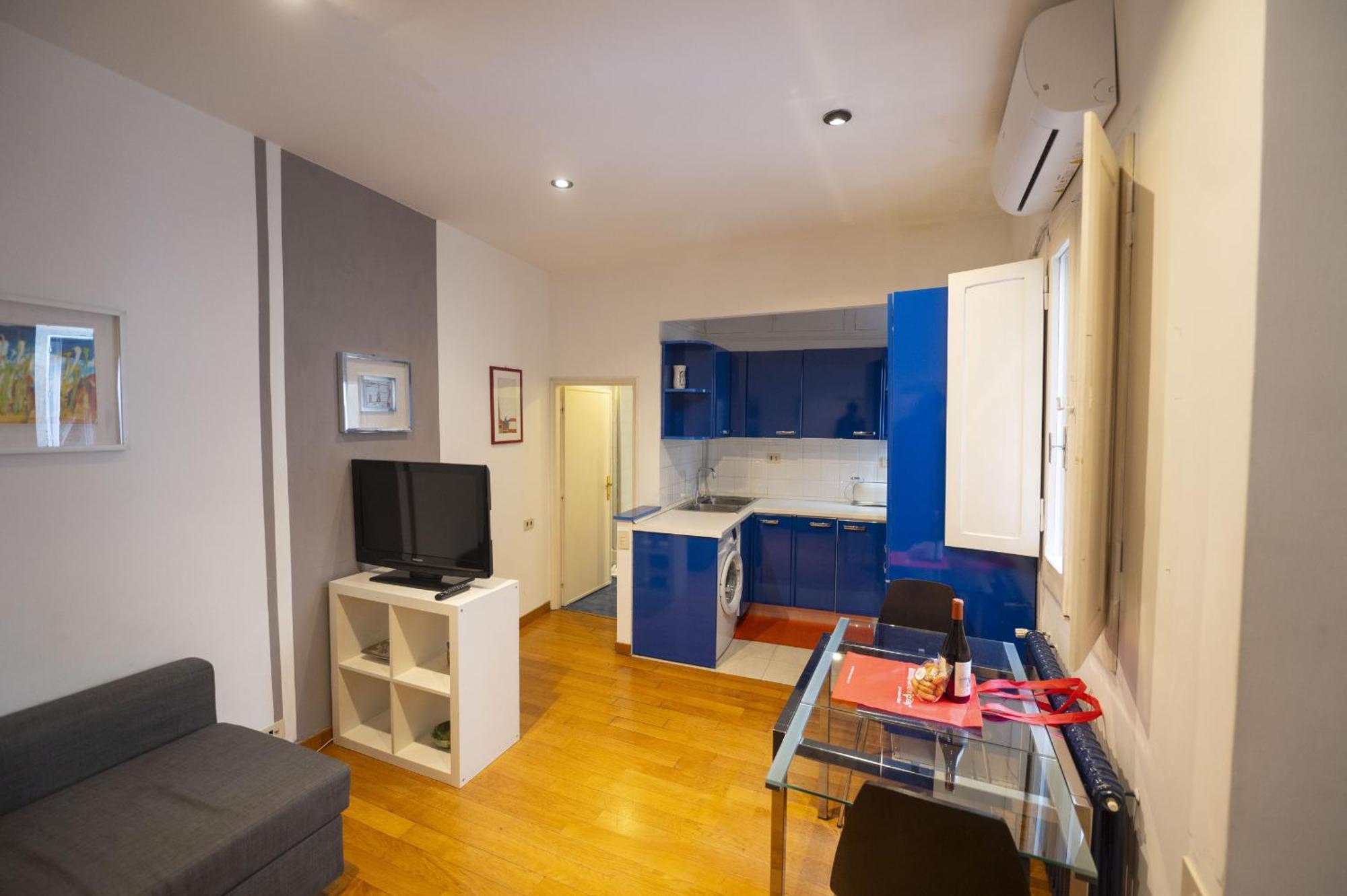 Cozy 2br Near Piazza Navona Appartamento